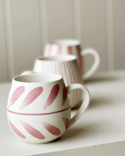 Mugs & Cups-Robert Gordon Hug Me Mugs / Rose Brush