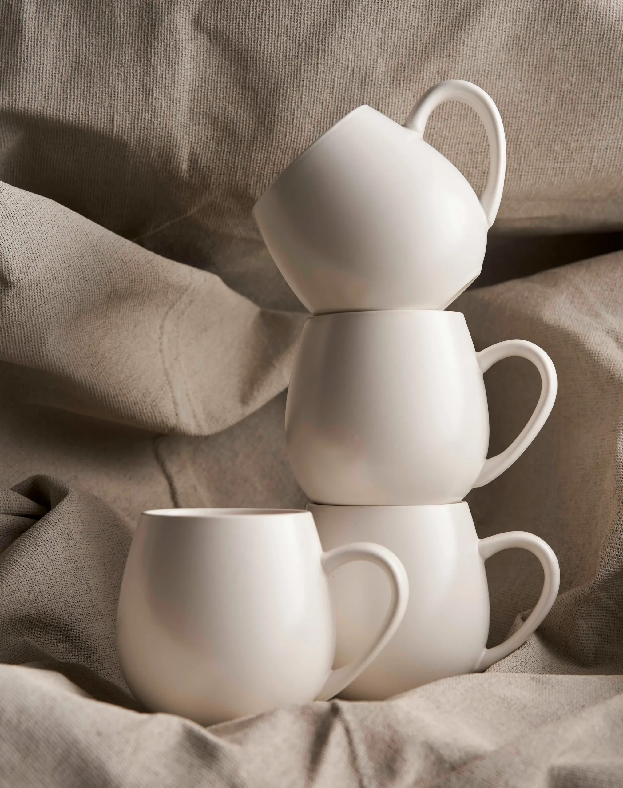 Mugs & Cups-Robert Gordon Hug Me Mugs / Snow
