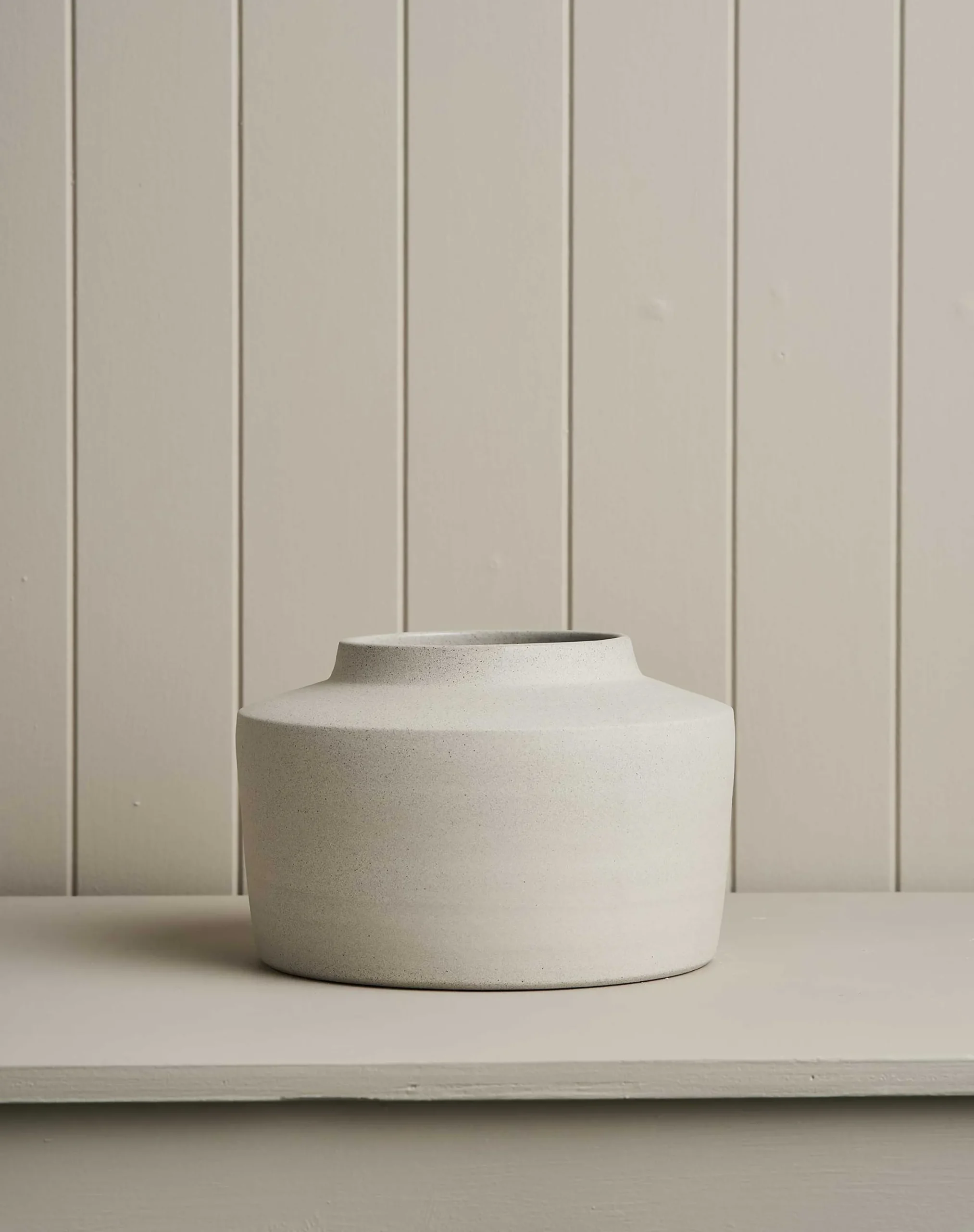 Vases-Robert Gordon Monument Vase / Stone
