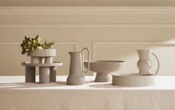 Jugs-Robert Gordon Poet’s Dream Jug / Cashmere