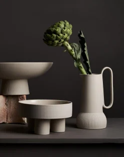 Jugs-Robert Gordon Poet’s Dream Jug / Natural