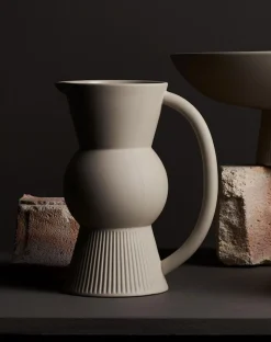 Jugs-Robert Gordon Poet’s Dream Water Jug / Natural